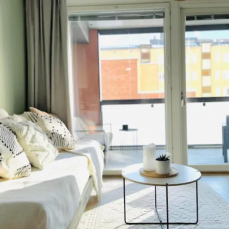 Apartmán Uusi Ilmastoitu Kaksio Tampereen Ytimessae, Pysaekoeinti, Iso Lasitettu Parveke *