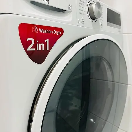 Lägenhet Uusi Ilmastoitu Kaksio Tampereen Ytimessae, Pysaekoeinti, Iso Lasitettu Parveke Tammerfors