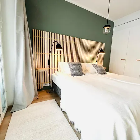 Uusi Ilmastoitu Kaksio Tampereen Ytimessae, Pysaekoeinti, Iso Lasitettu Parveke Apartmán *