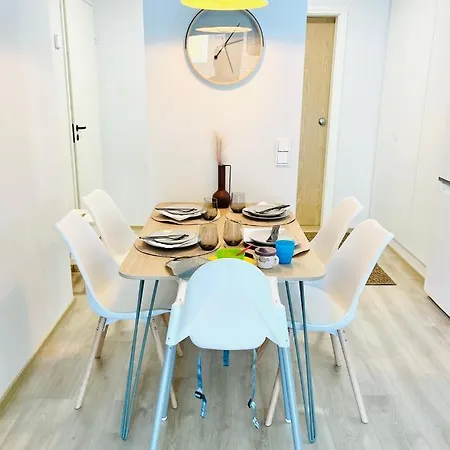 Uusi Ilmastoitu Kaksio Tampereen Ytimessae, Pysaekoeinti, Iso Lasitettu Parveke Tammerfors