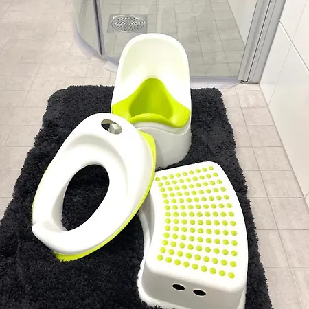 Uusi Ilmastoitu Kaksio Tampereen Ytimessae, Pysaekoeinti, Iso Lasitettu Parveke * Tampere