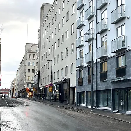 Lägenhet Uusi Ilmastoitu Kaksio Tampereen Ytimessae, Pysaekoeinti, Iso Lasitettu Parveke Tammerfors