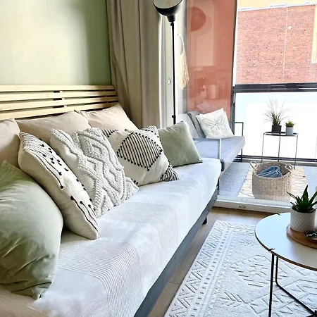 Apartmán Uusi Ilmastoitu Kaksio Tampereen Ytimessae, Pysaekoeinti, Iso Lasitettu Parveke Tampere